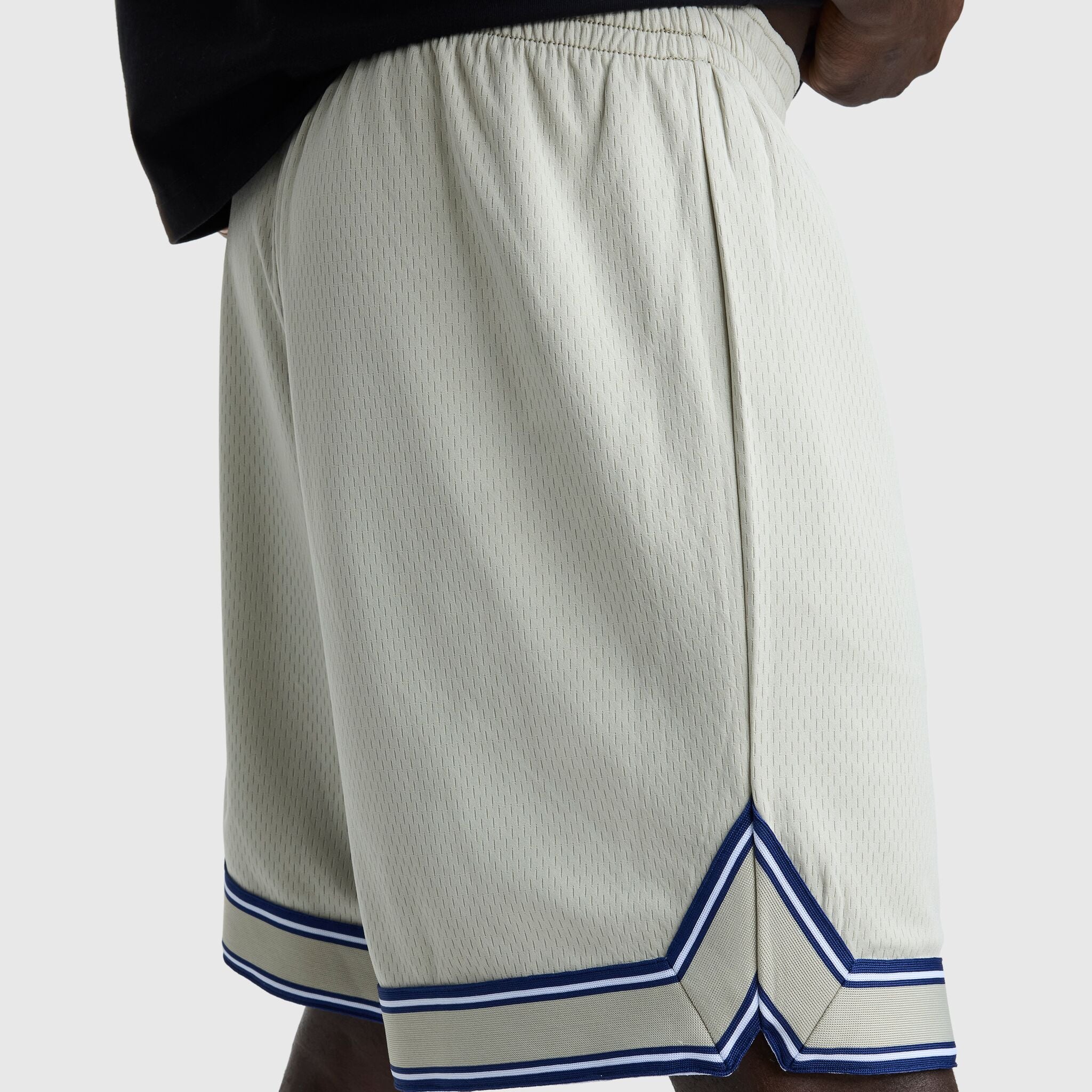 10" Gridiron Reversible Short, Script Logo - Image 8