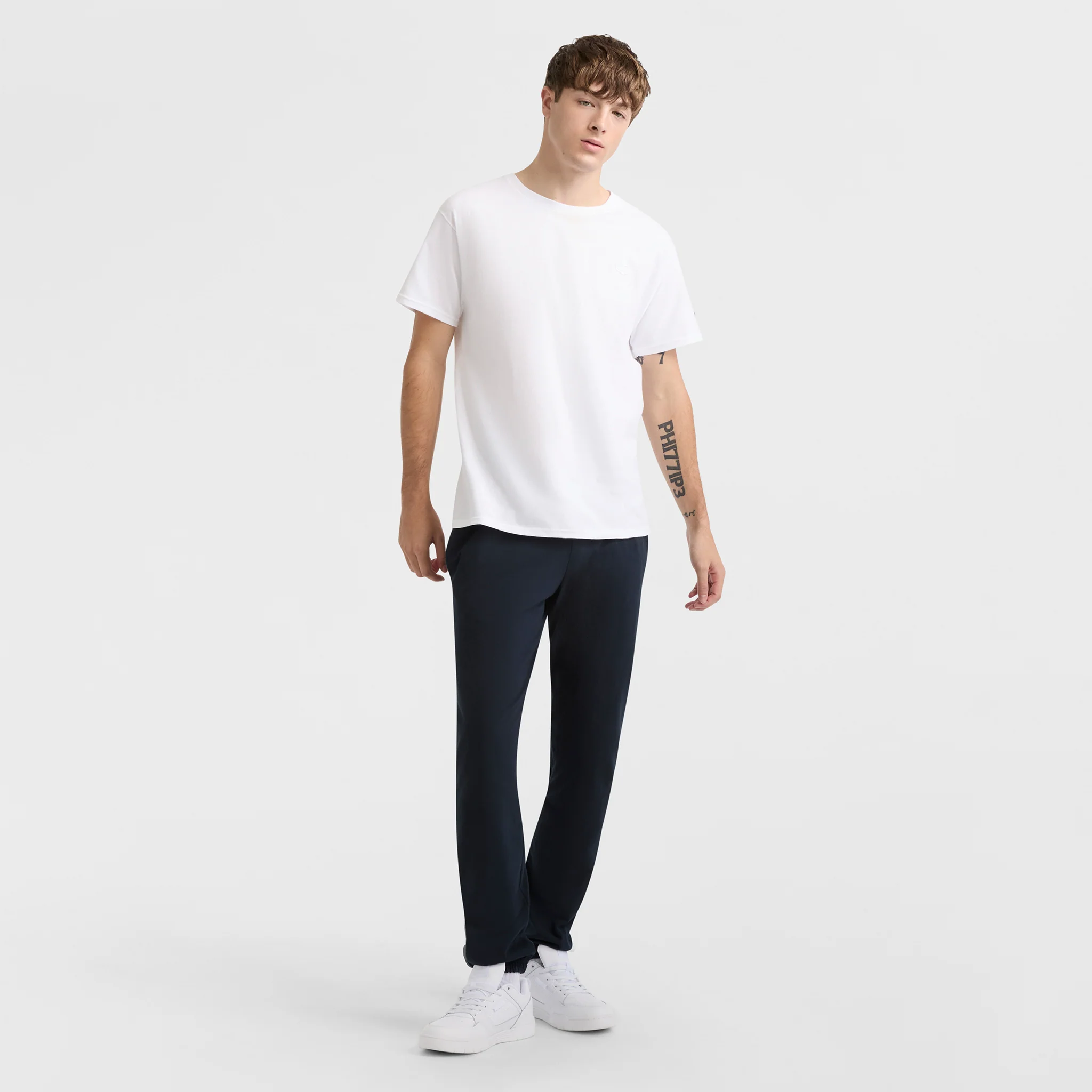 Classic T-Shirt, C Logo - Image 4