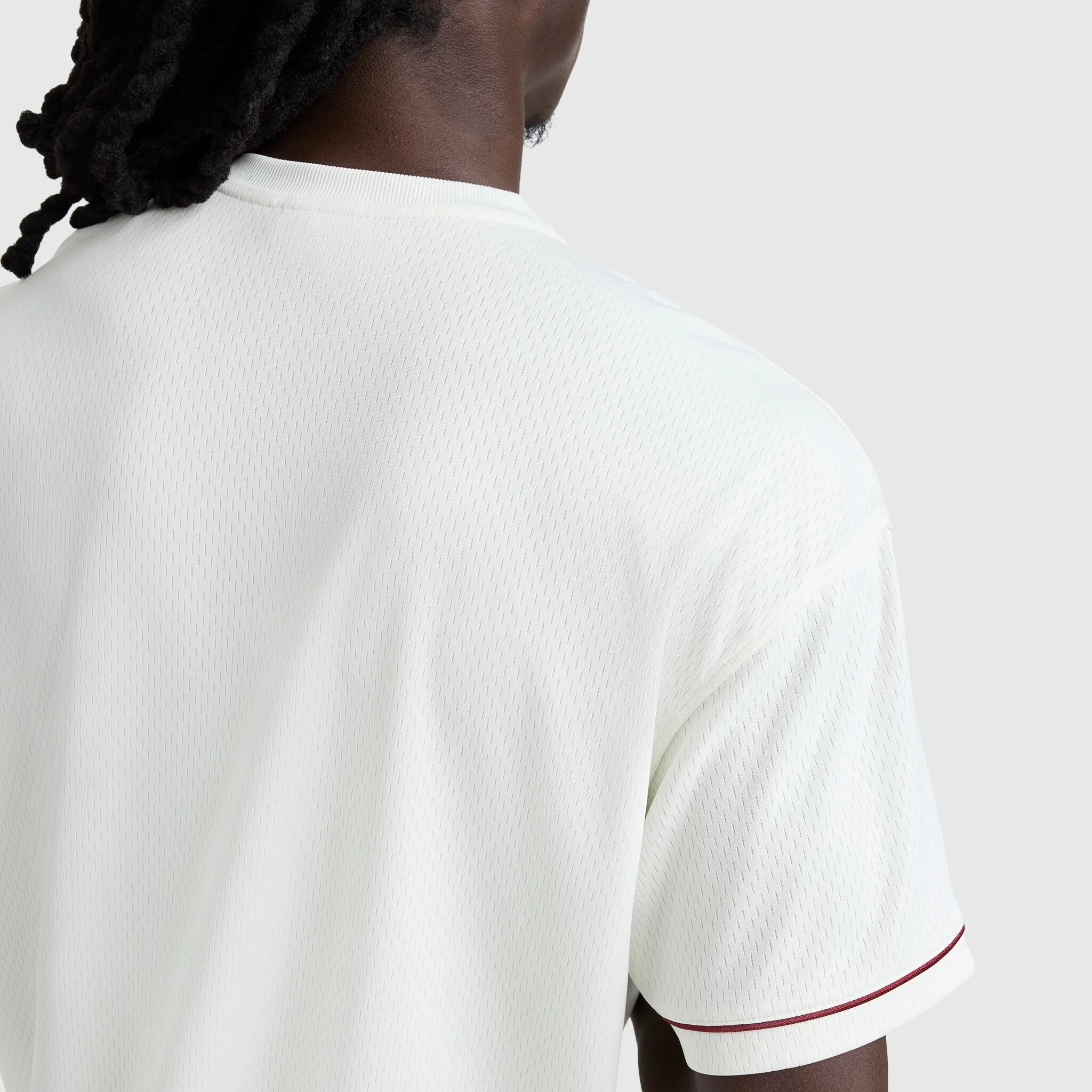 Modern Retro Coaches Henley, C Logo - Image 3