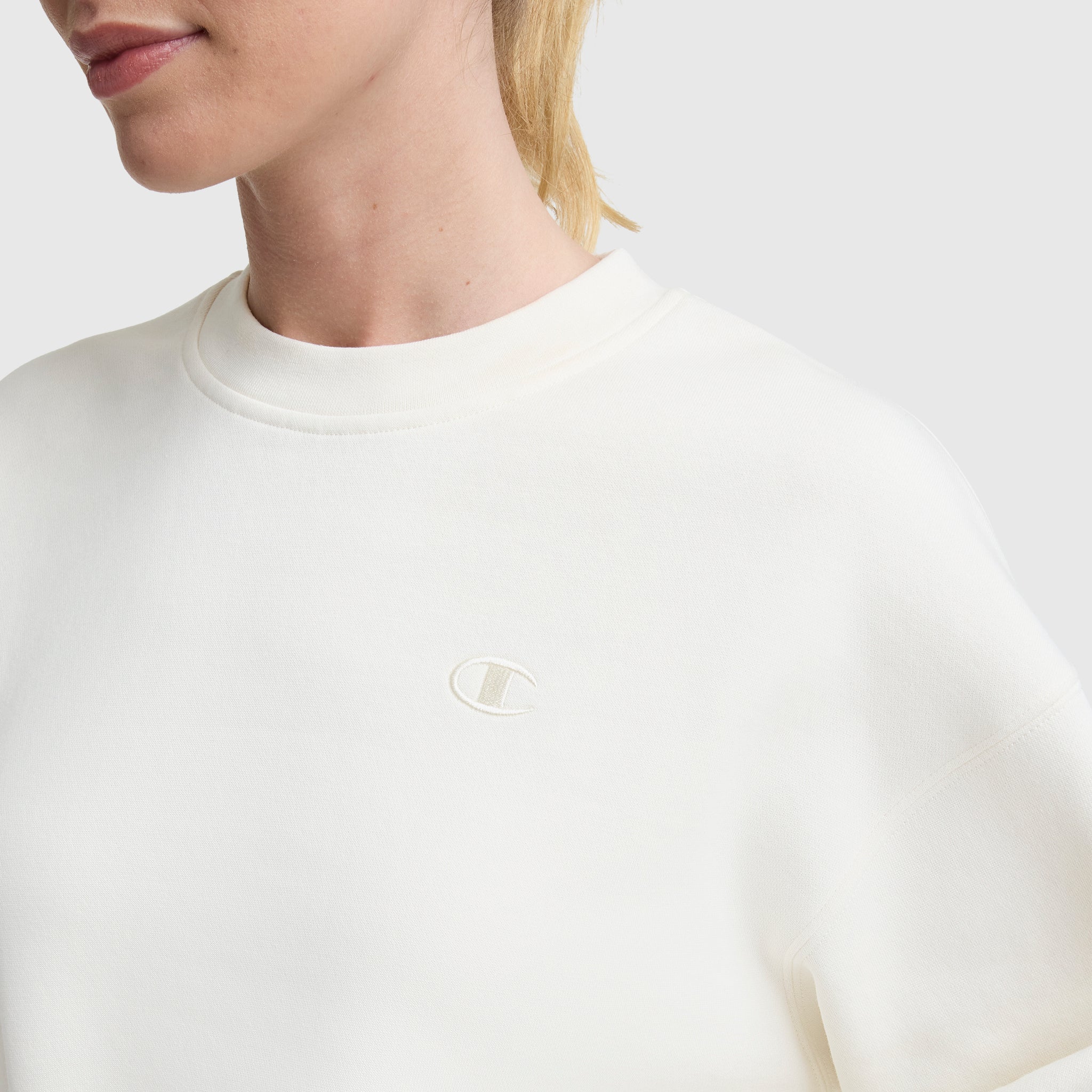 Powerblend Crewneck Sweatshirt, Small "C" - Image 4