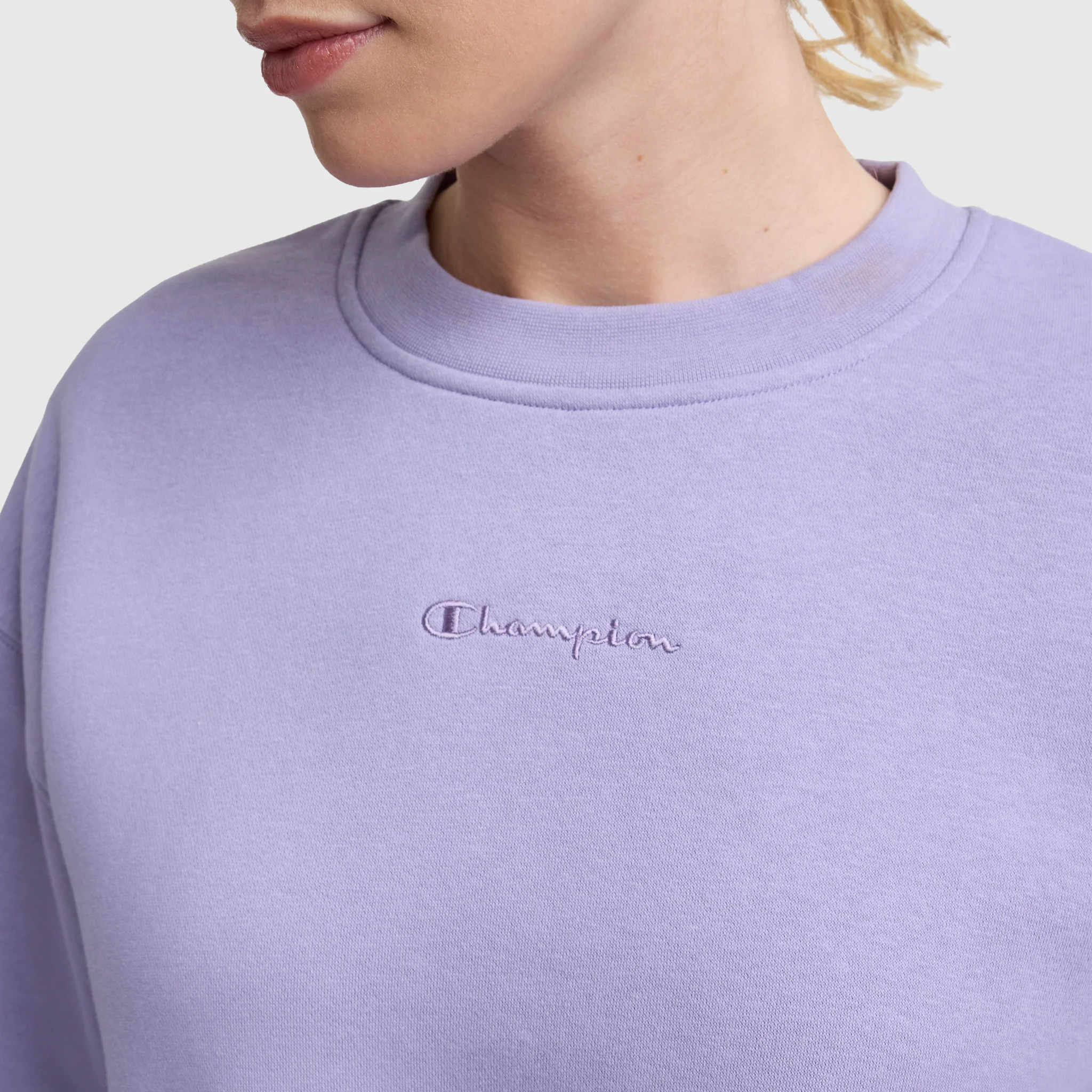 Powerblend Crewneck Sweatshirt, Embroidered Script Logo - Image 4