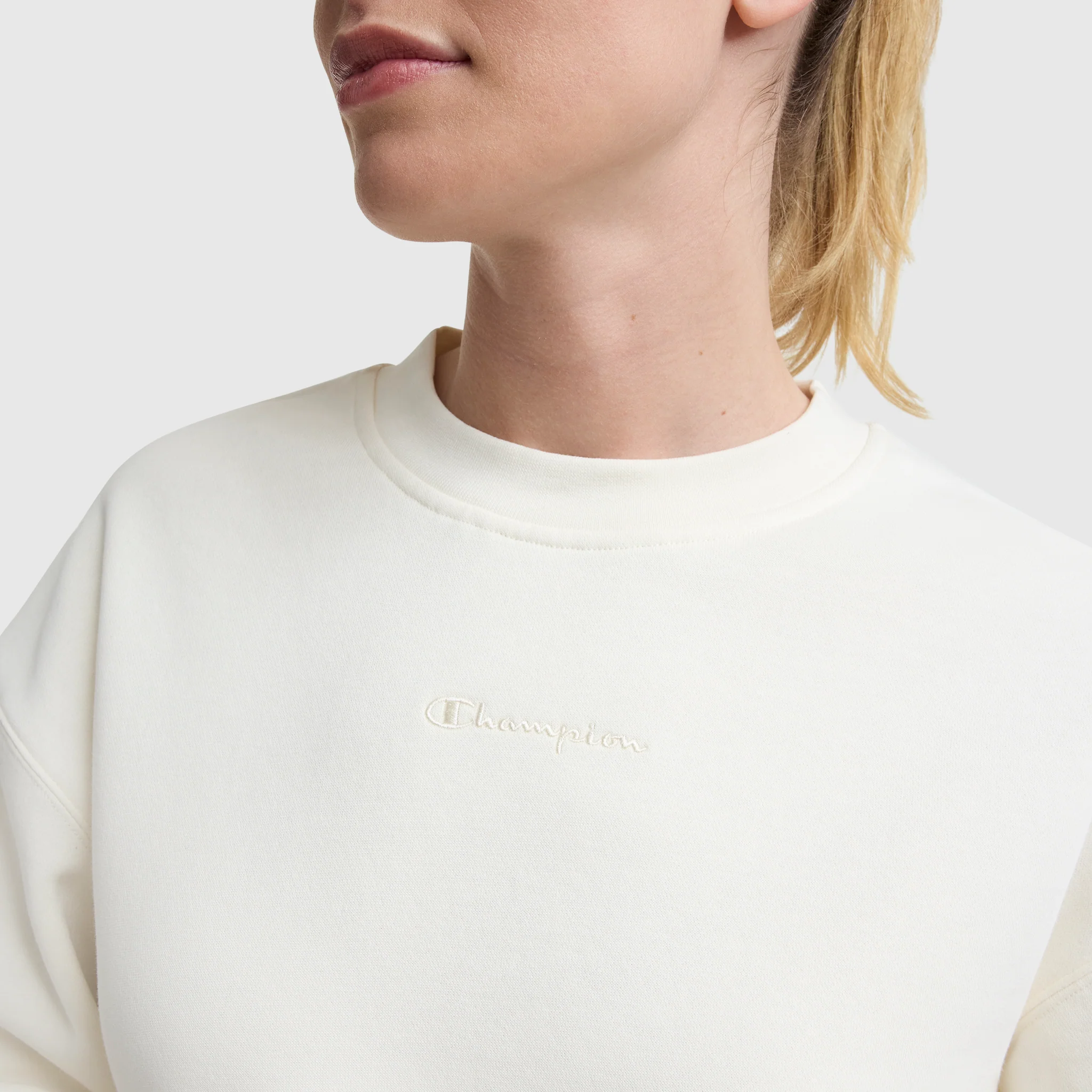Powerblend Crewneck Sweatshirt, Embroidered Script Logo - Image 4