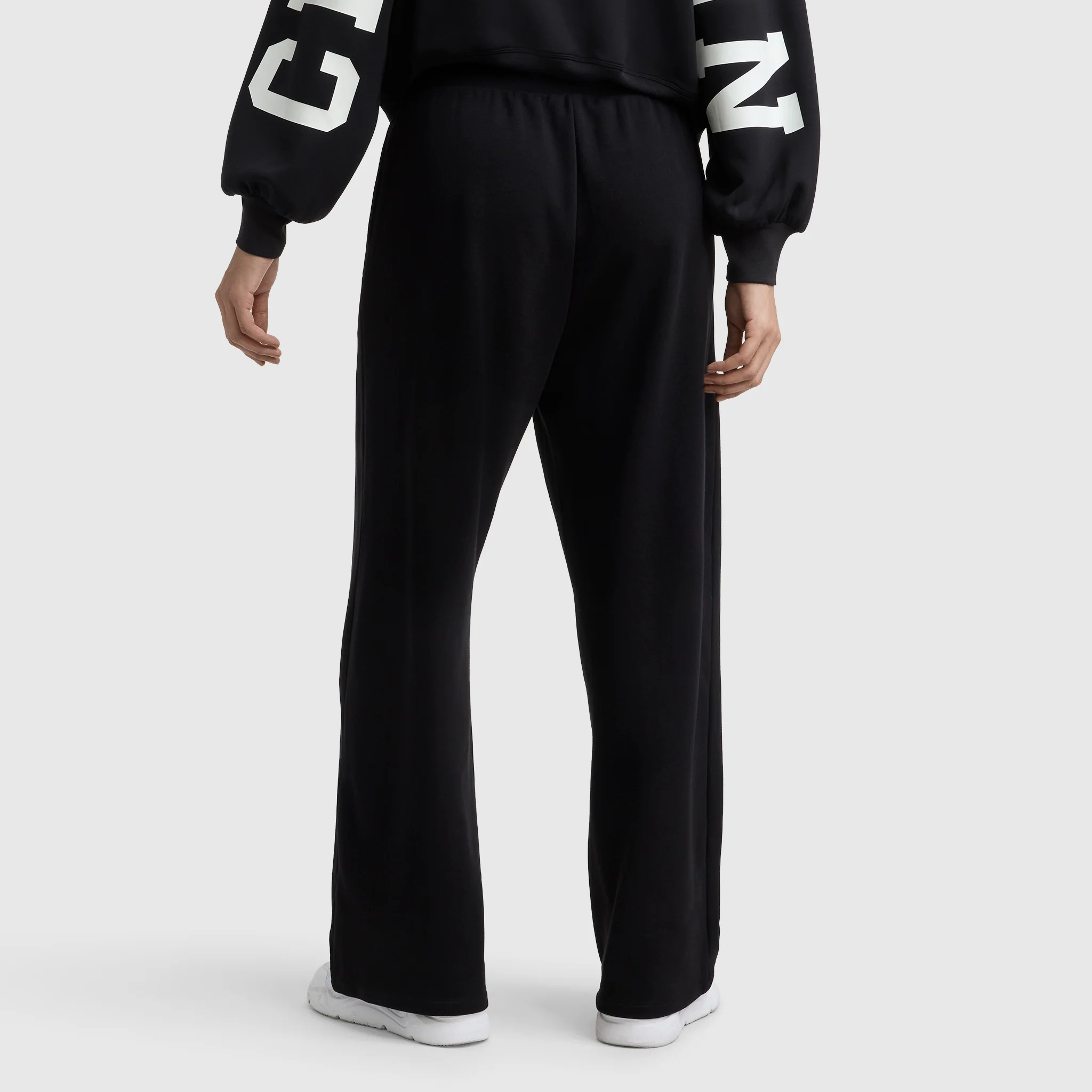 Tackle Open Bottom Pant, C Logo - Image 2
